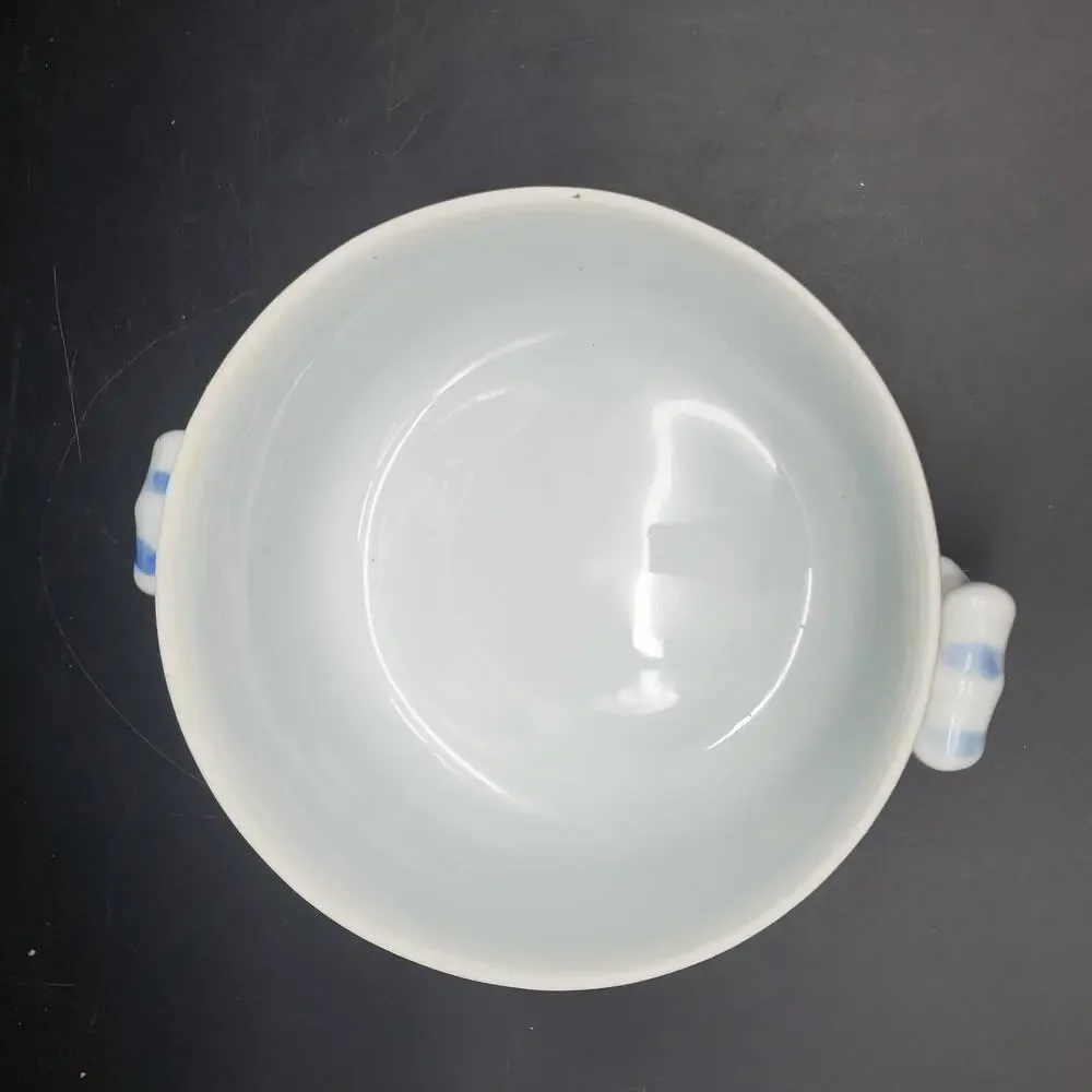 Vintage Blue White Porcelain Covered Vegetable Bowl Grapes China Tureen